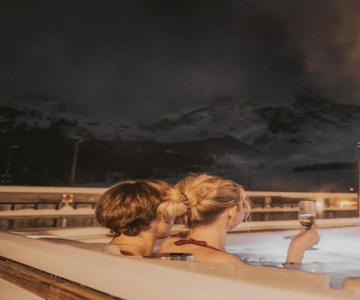 Palace Luxury Wellness Apartment and Boutique Hotel Ski-in-out