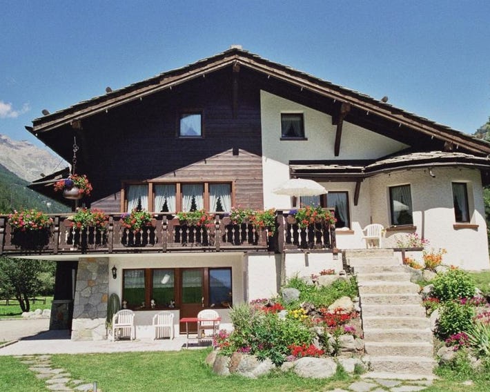 Chalet Sunstar