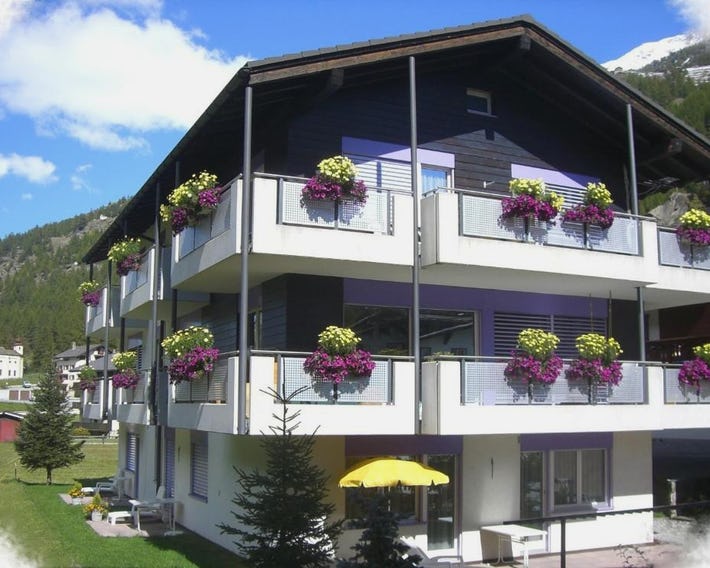 ALCAZAR apartments