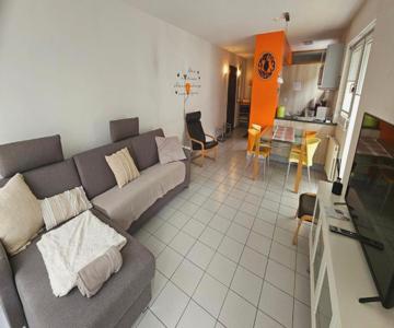 Ferienwohnung Zayetta Orange Cube Nr. 11a