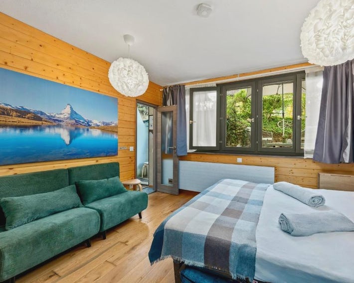 Studio Apartment in Swiss Chalet - Garden views of Mont Blanc