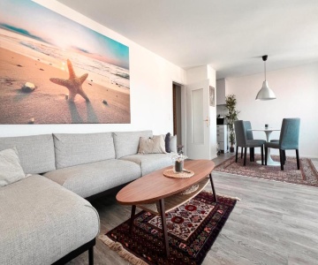 Moderne & Helle Wohnung Mit Netflix & Bergsicht