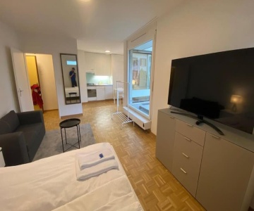 Practical Studio In The City Center - Art 7