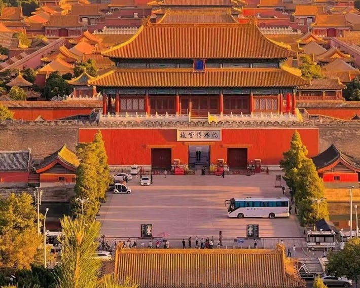 Beijing Liangcang Hotel Nearby Tiananmen Square the Forbidden City and Temple of Heaven Free registr