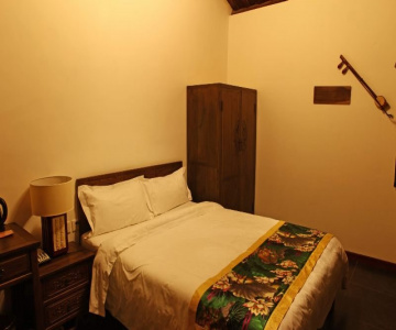 Old Beijing Square Hotel