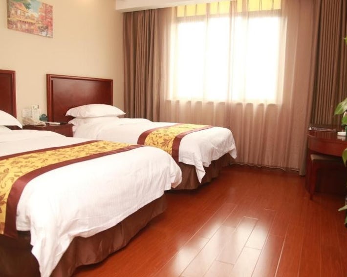 GreenTree Inn Shanghai MinHang District PuJiang Town JiangYue Road Metro Station Hotel