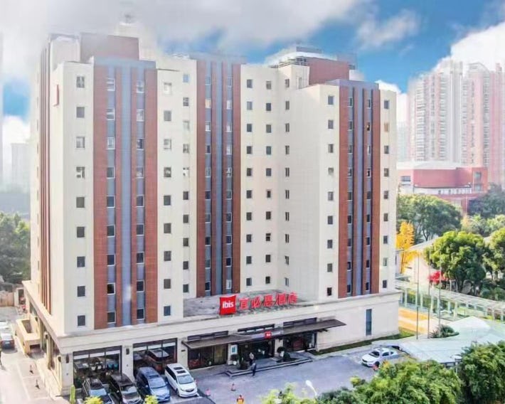 ibis Shanghai Lianyang