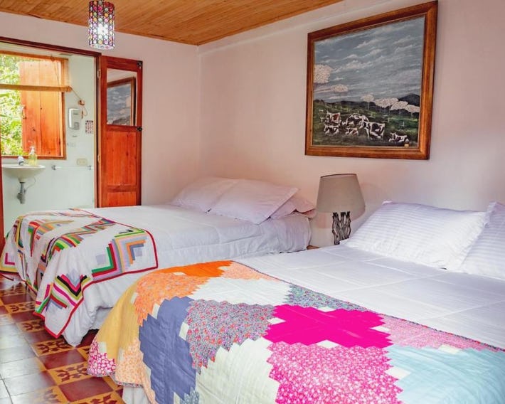 Hotel Kantarrana Urbana Jardin