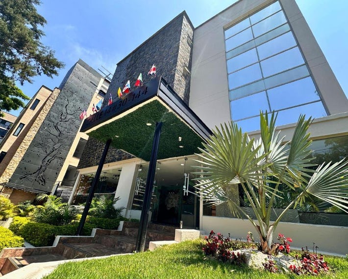 Greenview Medellin By St Hoteles