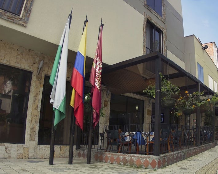 Hotel Laureles 70