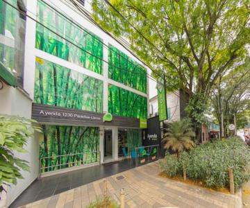 Hotel Paradise Lleras