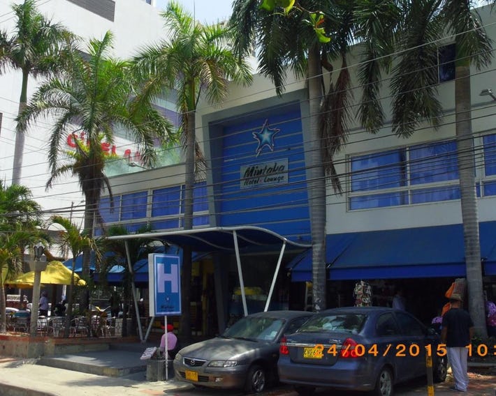 Mintaka Hotel & Lounge