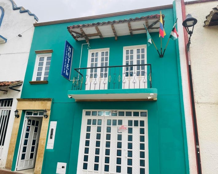 Hotel Colonial El Bosque A