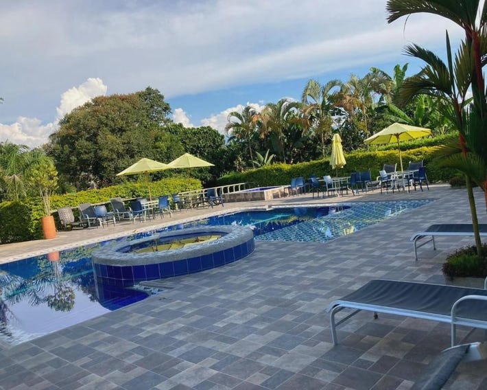 Thiago Hotel campestre