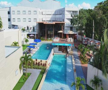 Dreamer Beach Club