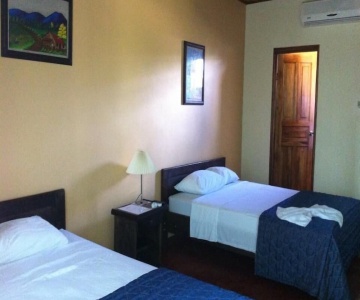 Hotel Arbol Dorado