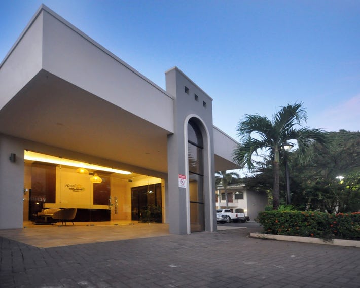 Hotel Colono Beach