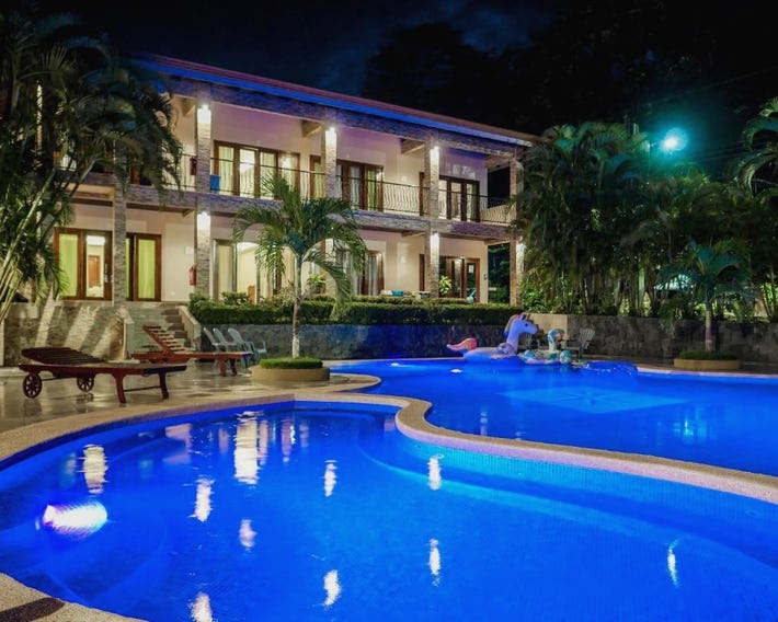 Hotel Amira