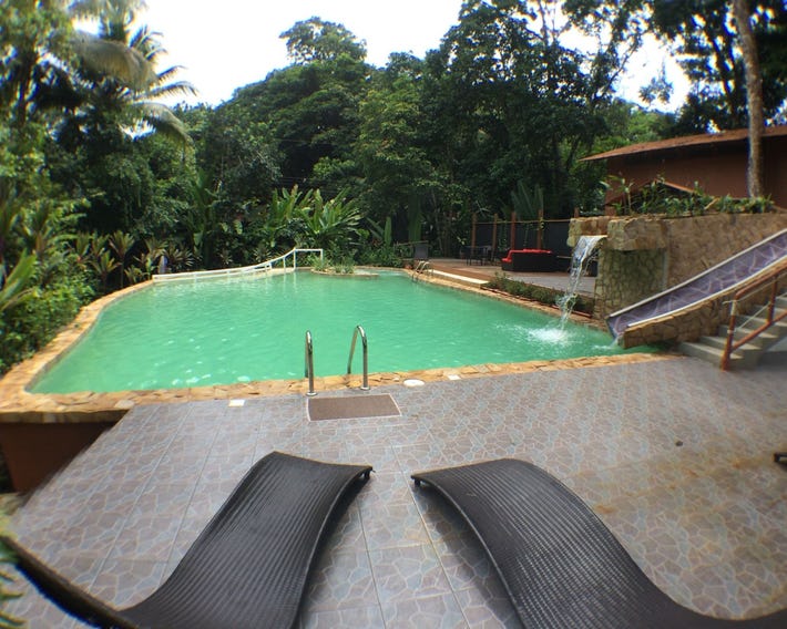 Hotel Rana Roja
