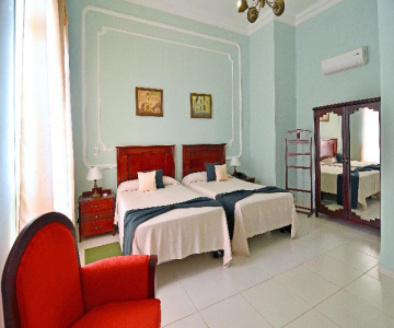 Hotel E Santa María