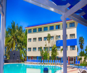 Hotel Club Tropical