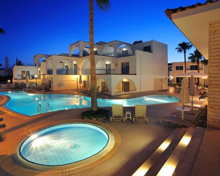 Petrosana Hotel Apartments