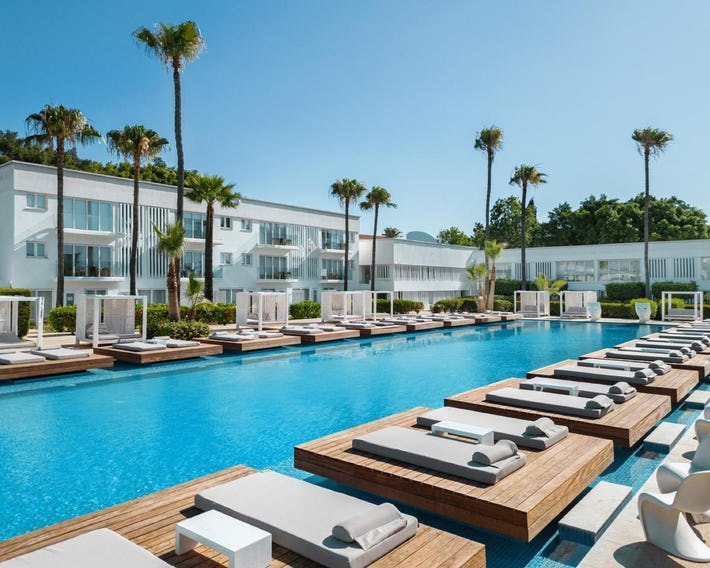 So White Beach Resort