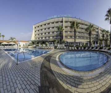 Palm Beach Hotel