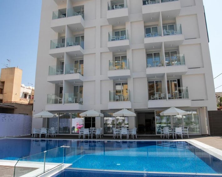 Best Western Plus Larco Hotel