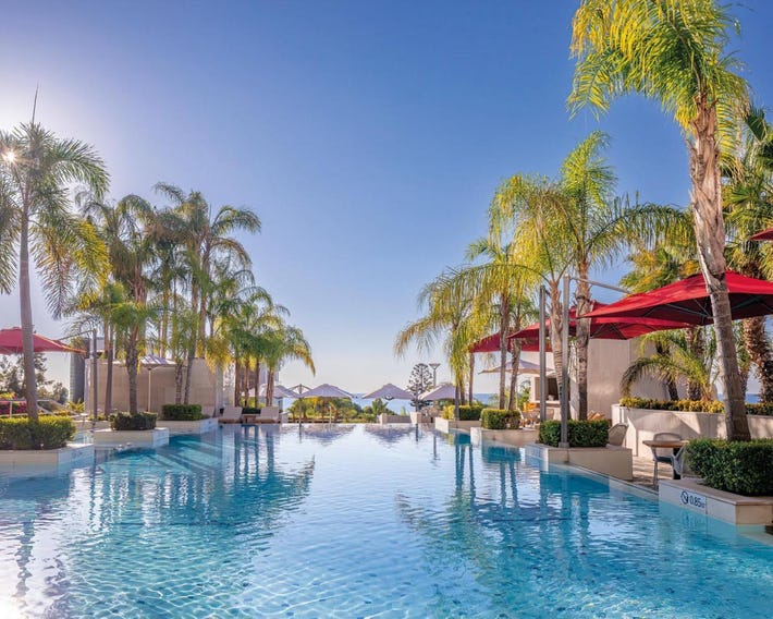 Four Seasons Hotel