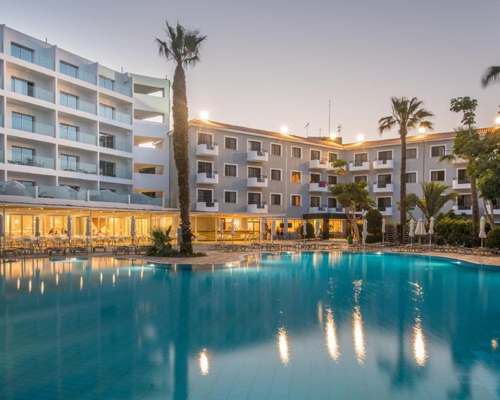 Narcissos Waterpark Resort