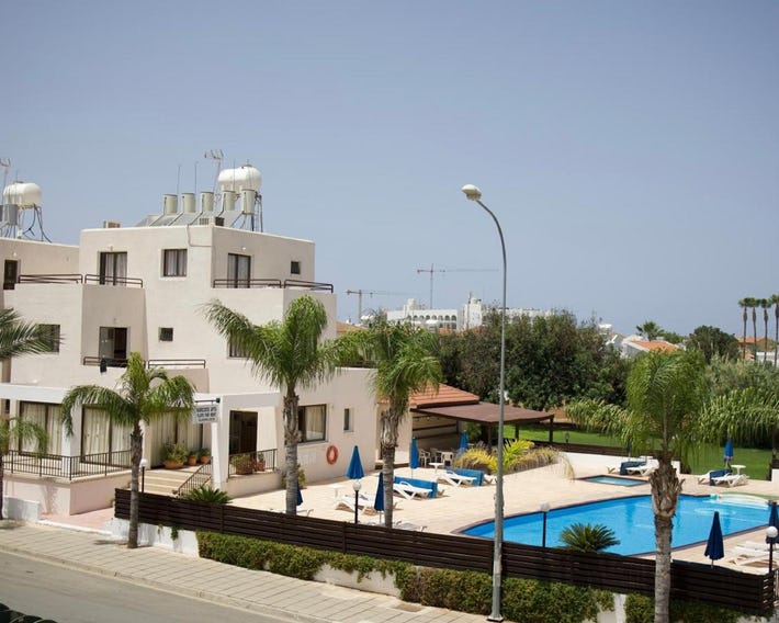 Maricosta Apartments