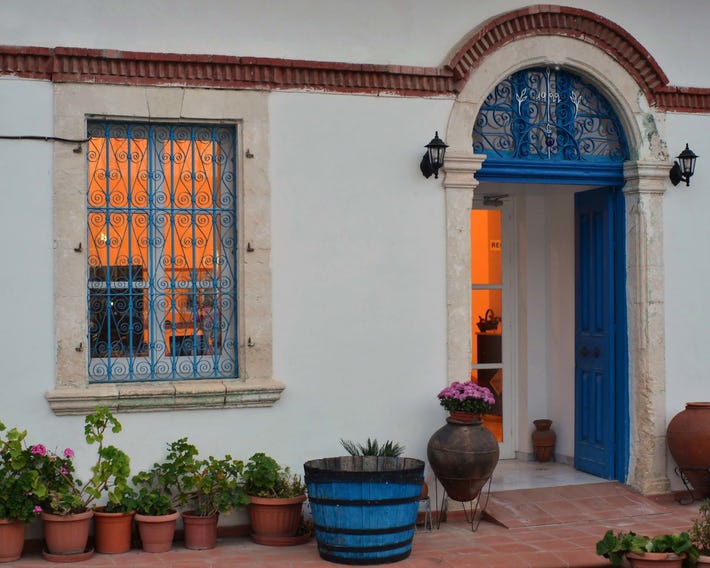 Elyssia Hotel