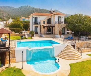 Villa Minoas