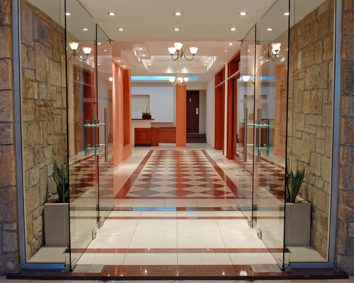 Pyramos Hotel