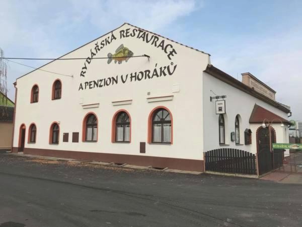 Rybárská restaurace a penzion u Horáku