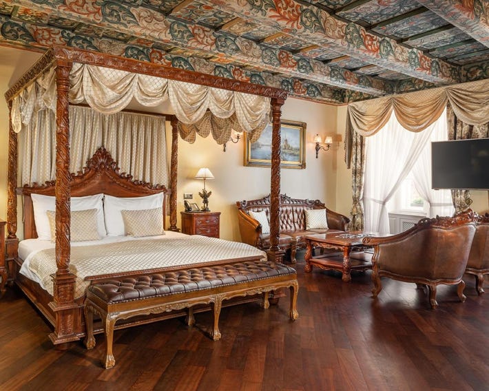 Iron Gate Hotel & Suites Prague By Bhg