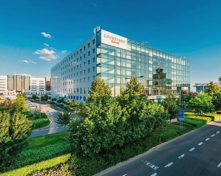 Courtyard by Marriott Prague Airport