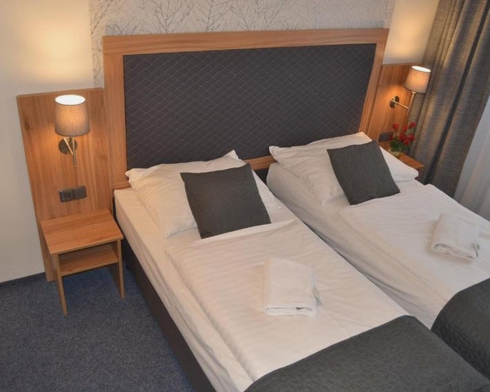Hotel Bohemians