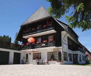 Villa Hubertus - Ferienwohnungen am Feldberg