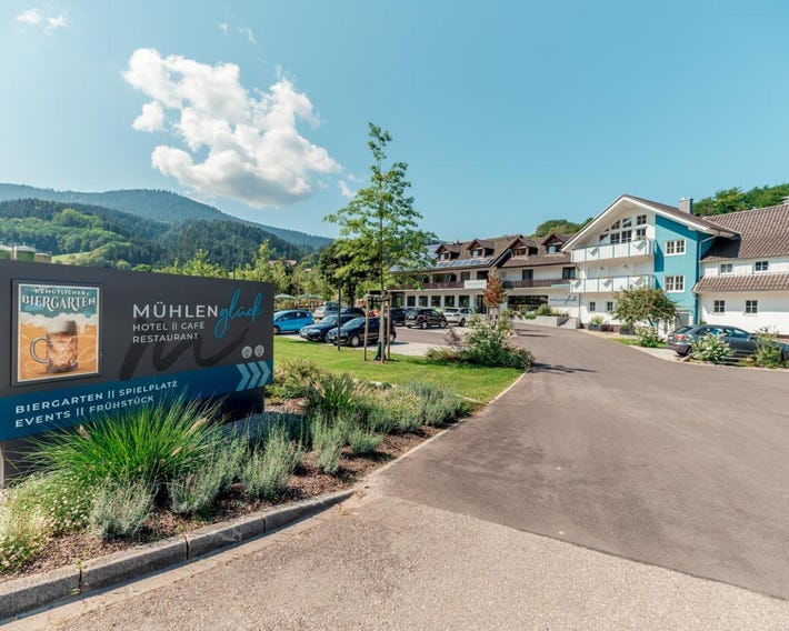 Hotel, Café & Restaurant Mühlenglück