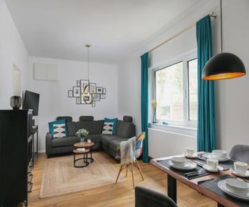 Charmantes Townhaus Mit Garten, W-lan & Netflix
