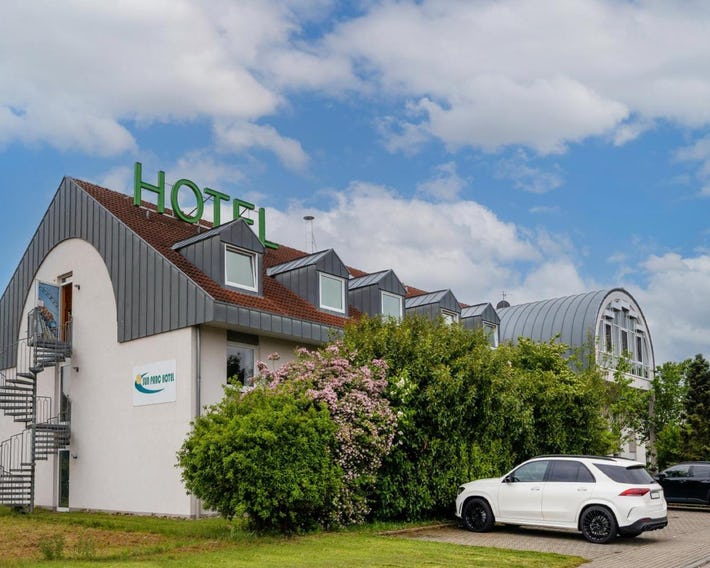 Hotel SunParc - SHUTTLE zum Europa-Park Rust 4km & Rulantica 2km