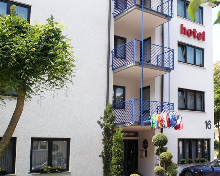 Astoria am Urachplatz