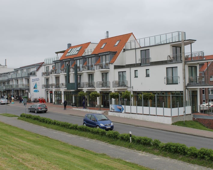 Vier Jahreszeiten am Yachthafen