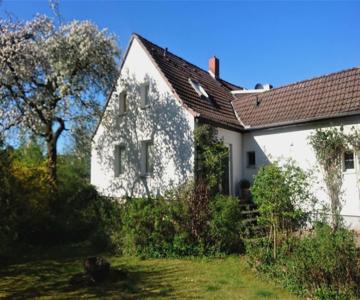 Sonniges Häuschen Mit Garten