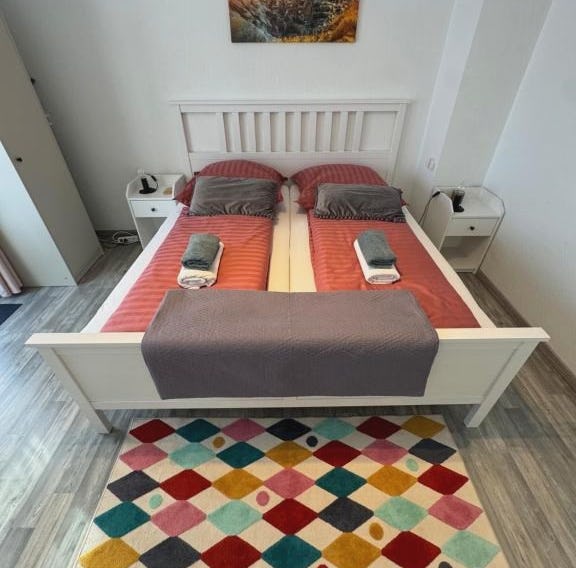 FeWo Elbo46 mit Balkon, Waschmaschine & Smart TV
