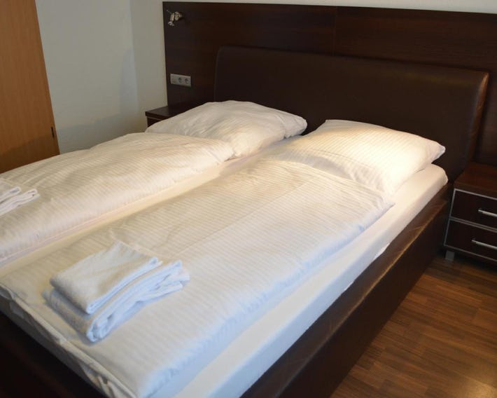B&D Hotel