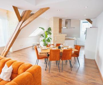 GreenTreeHomes - Penthouse Eiche - zentral - Privatparkplatz - familienfreundlich
