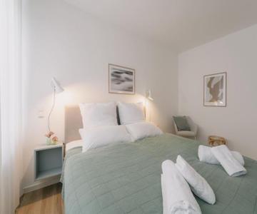 5 Min Central 1 Room Apartment - Opera